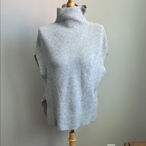 Vince Light Gray Ribbed Turtleneck Sweater